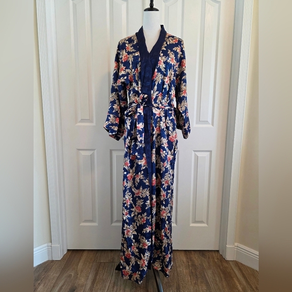 Vintage Christian Dior Floral Satin Robe Kimono Style- Size Large - Picture 3 of 14